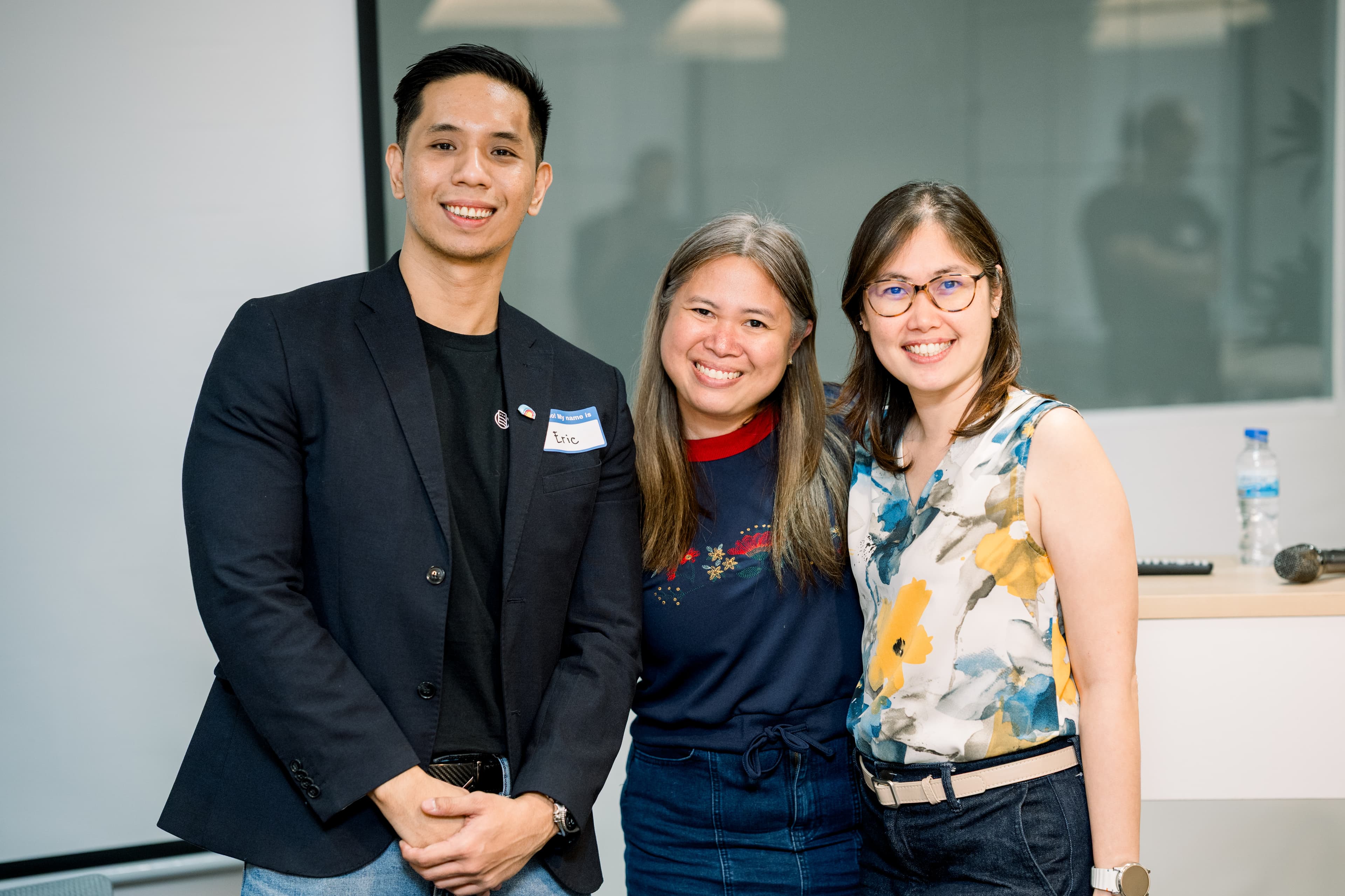 Ericson with Clay Club Manila community members at a GTM event